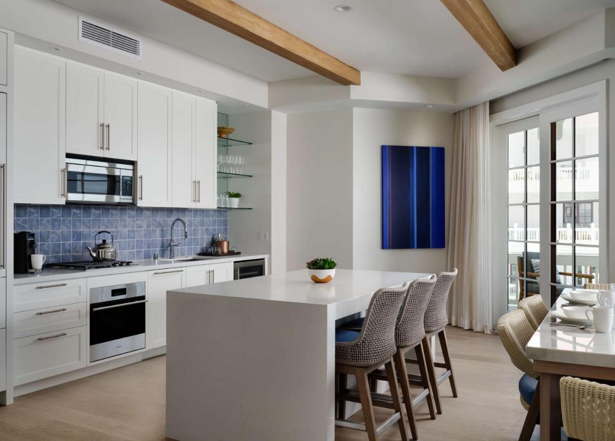 Shore House at The Del, LXR Hotels & Resorts - Housity