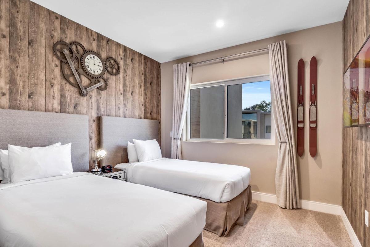 3 Bedroom 3,5 Bathroom Magic Village 7540 Bd - Housity