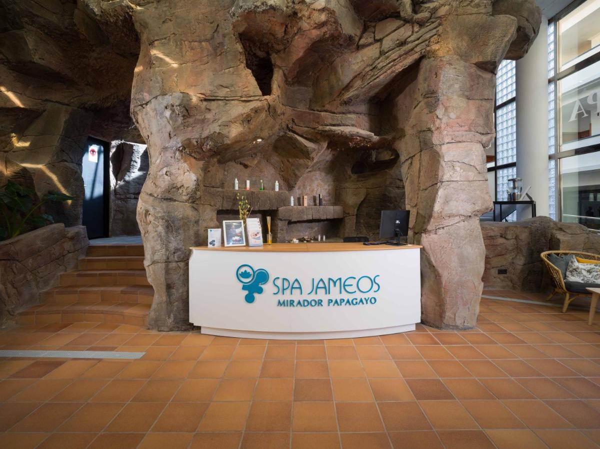Imagen de la galería de Hotel Mirador Papagayo by LIVVO, en Playa Blanca
