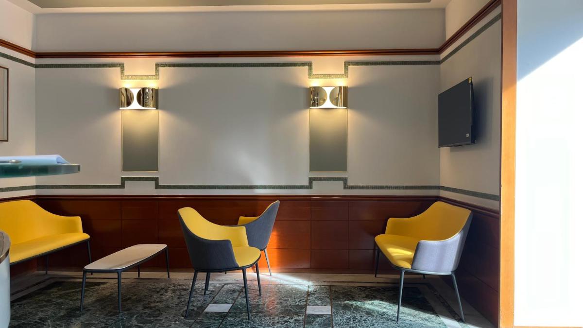 Hotel Centrale - Housity