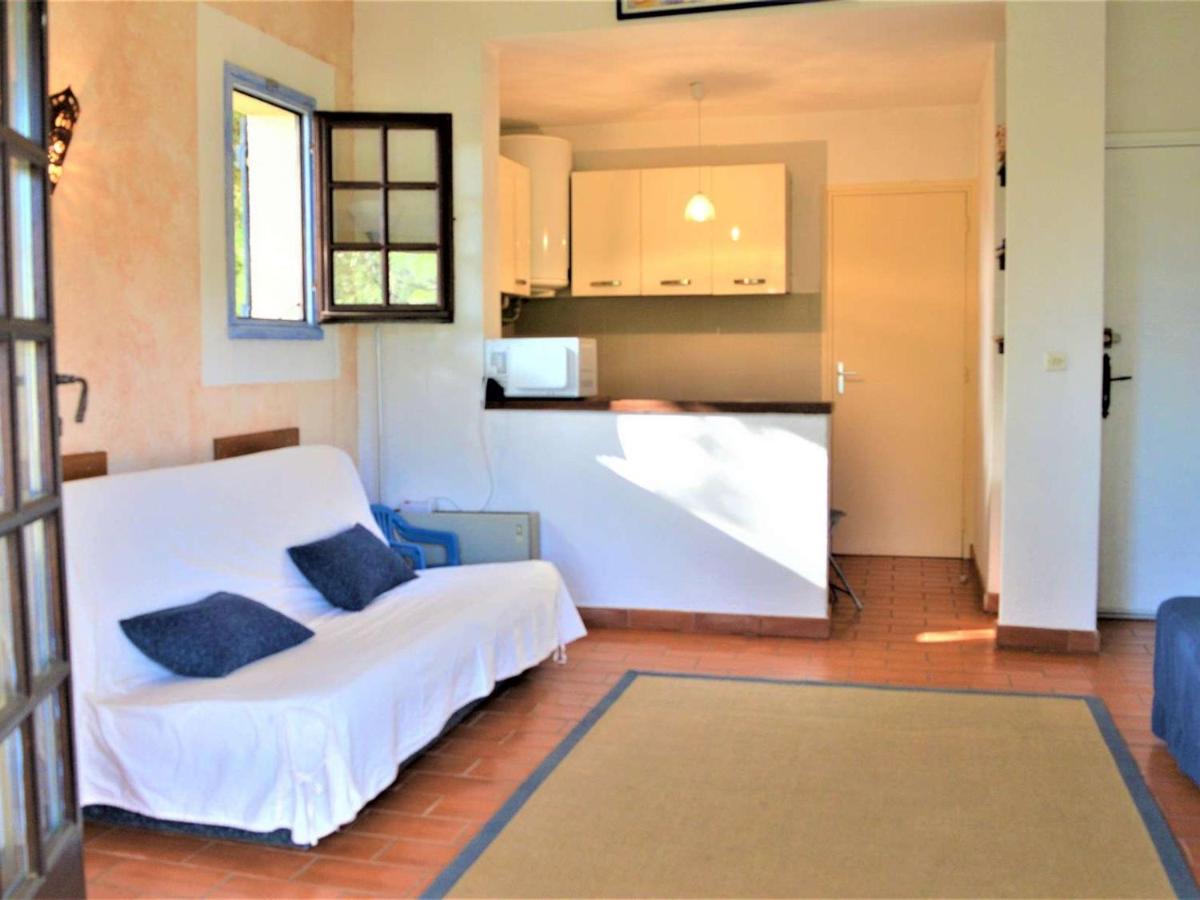 Studio lumineux proche plage avec parking à La Croix-Valmer - FR-1-226B-59 - Housity