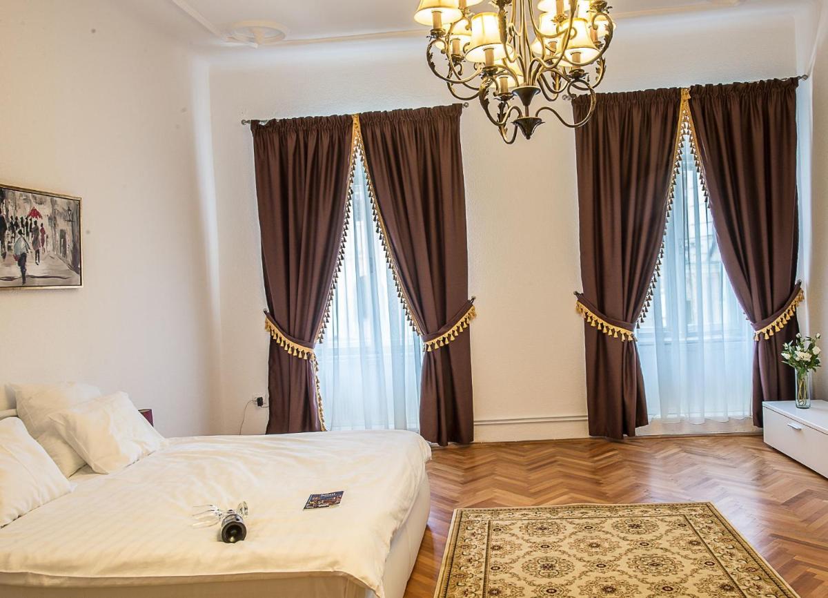Apartament Piata Mica - Housity