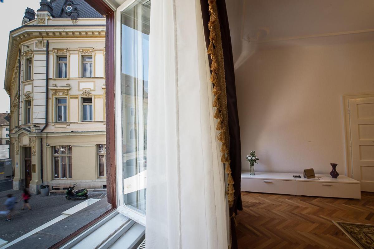 Apartament Piata Mica - Housity