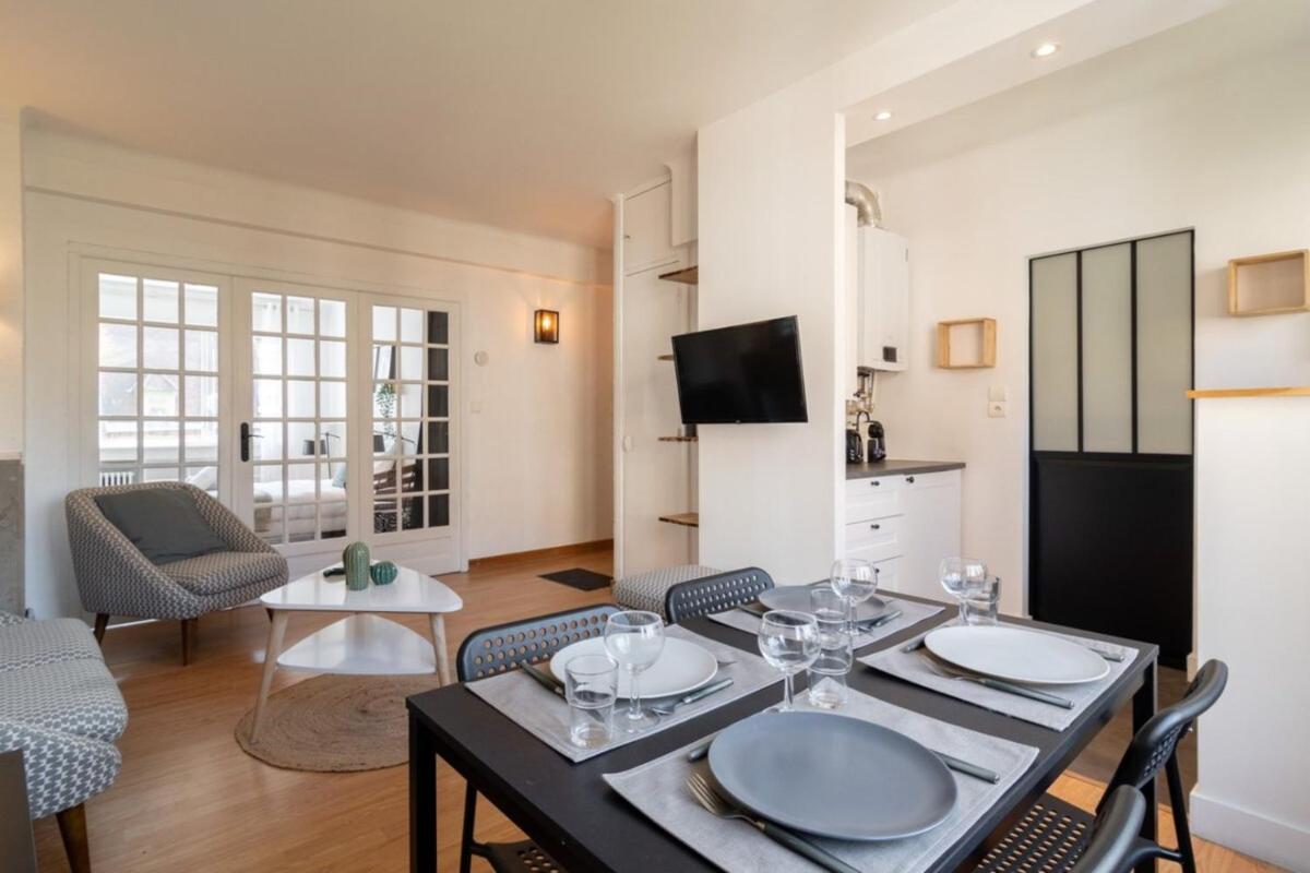 Vieux Lille Bright fully-equipped apartment! - Housity