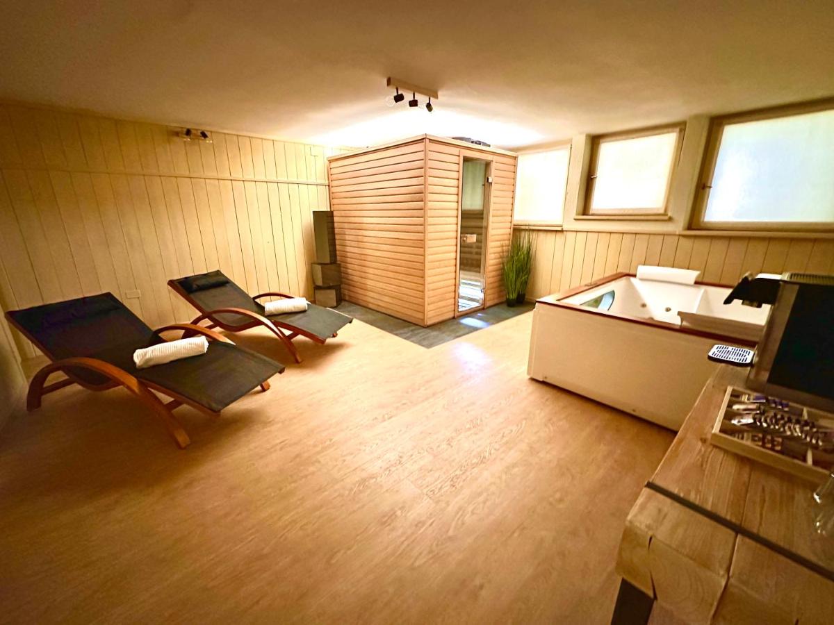 Hotel Garni Edy - Housity