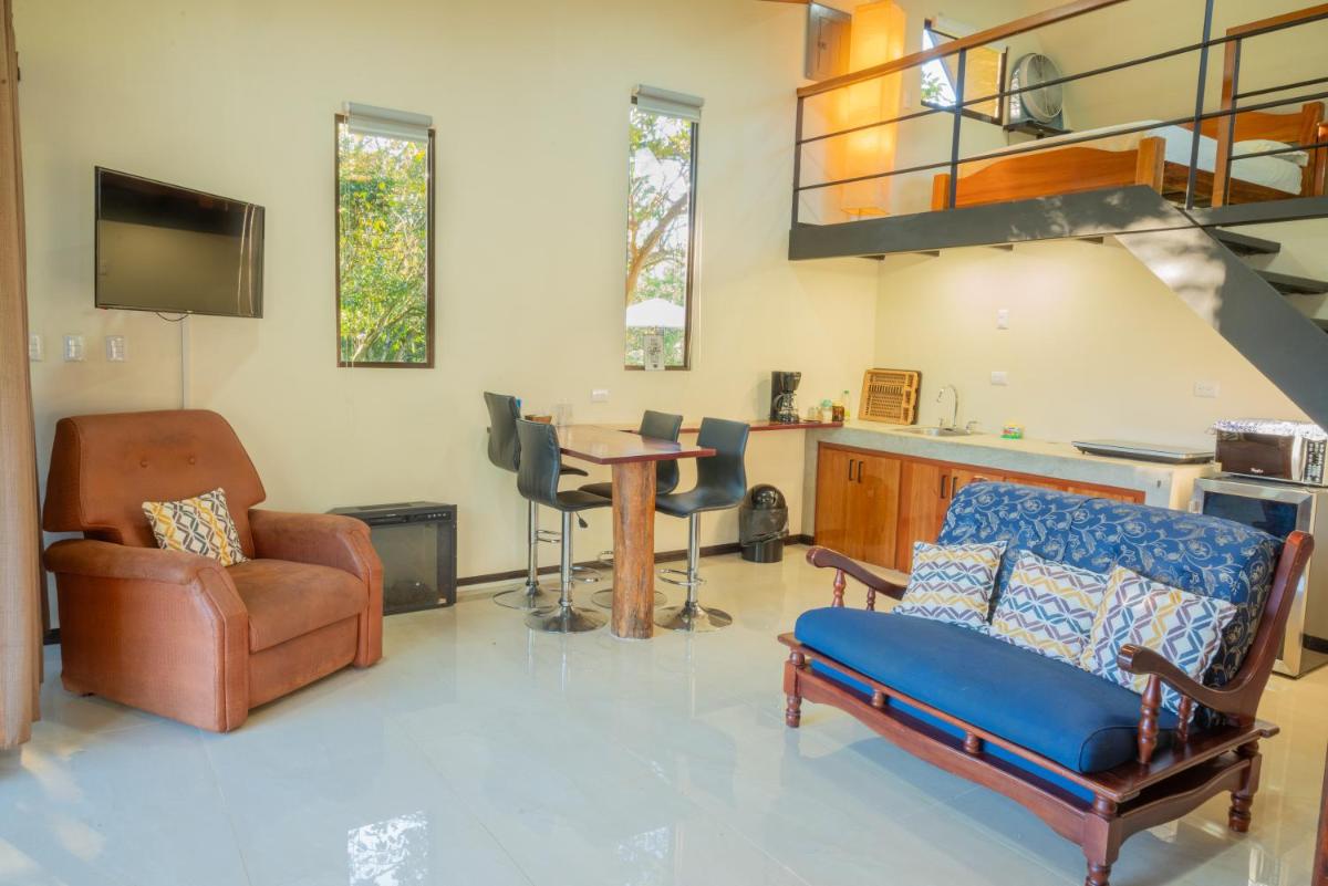 Modern Loft inside a beautiful farm - Housity
