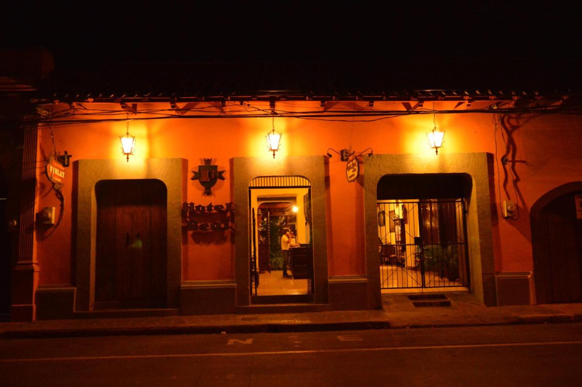 Hotel Real Leon - Housity