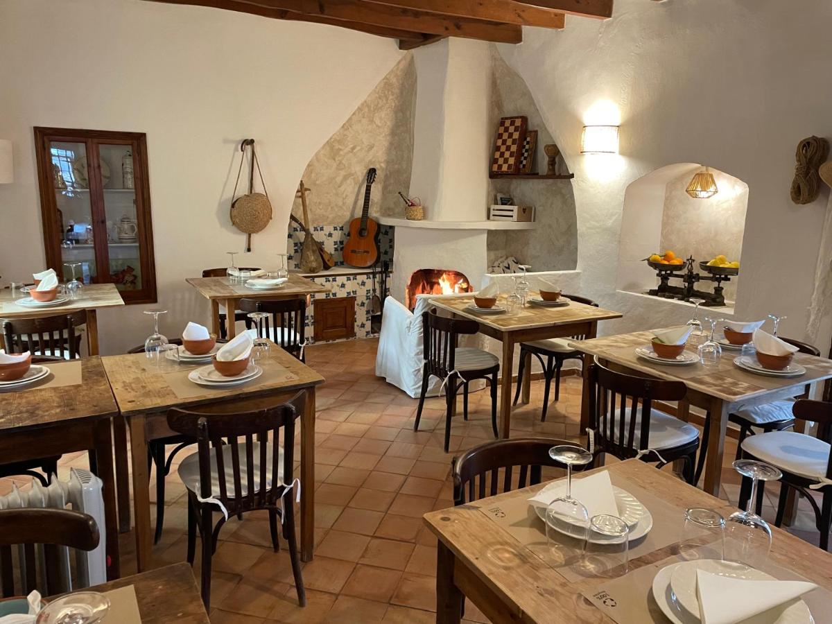 Sa Plana Petit Hotel - Housity