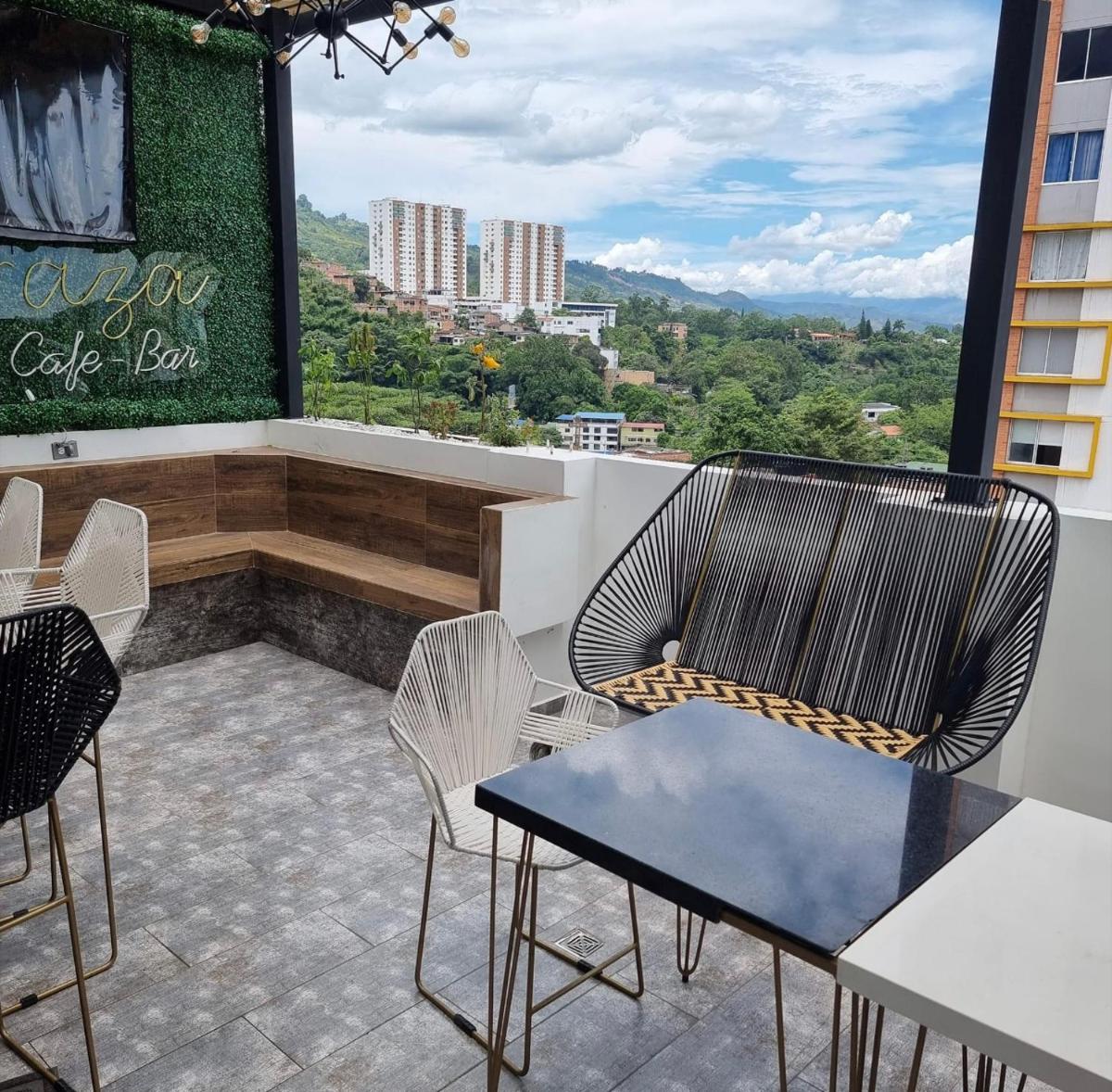 Suitetrails - Hotel Terraza Café