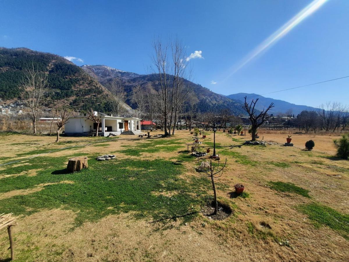 Suitetrails - Country Club Balakot - Riverfront 2 Bed Apartment
