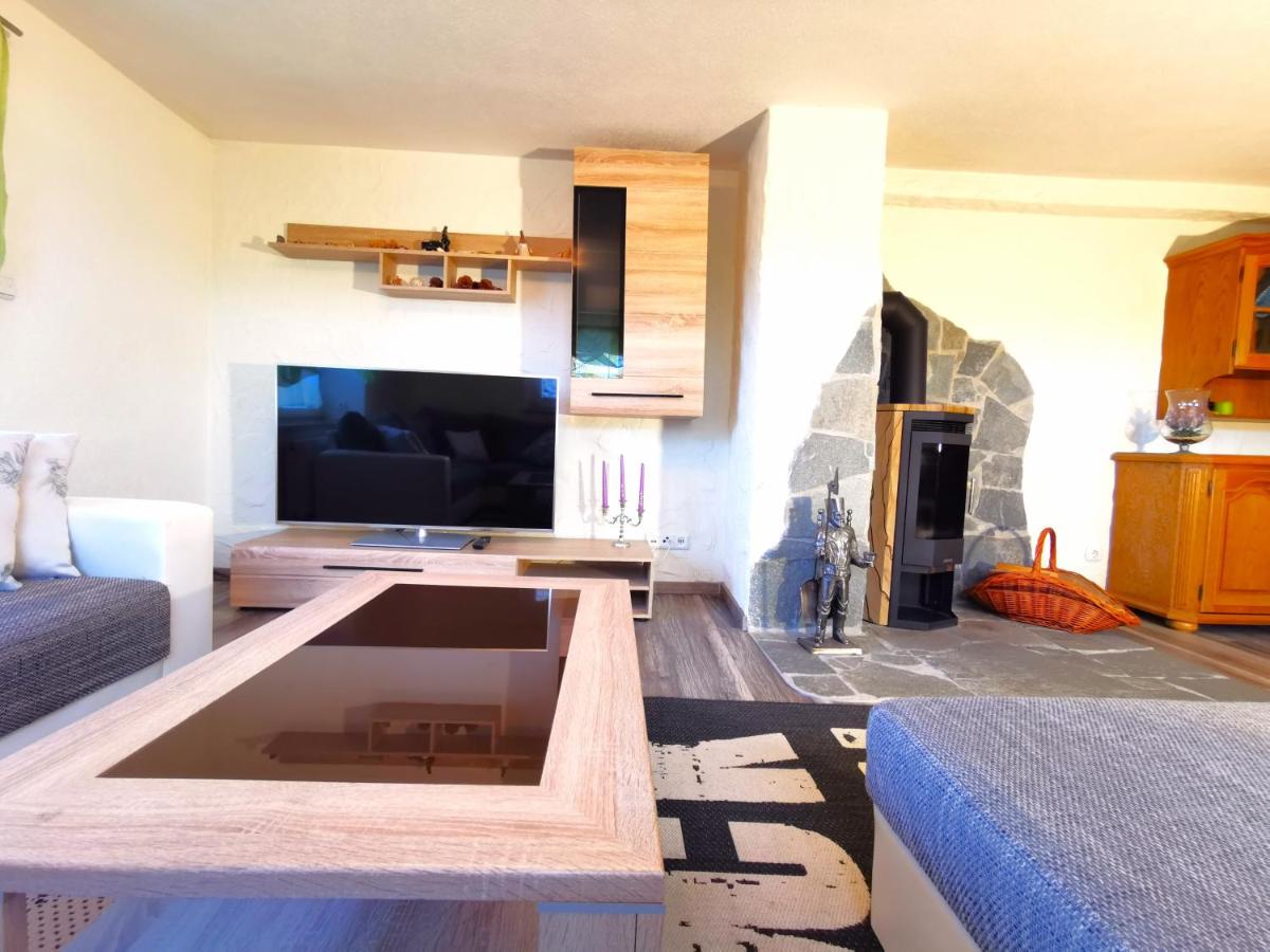 Suitetrails - Ferienwohnung Am Bergmannsbrunnen