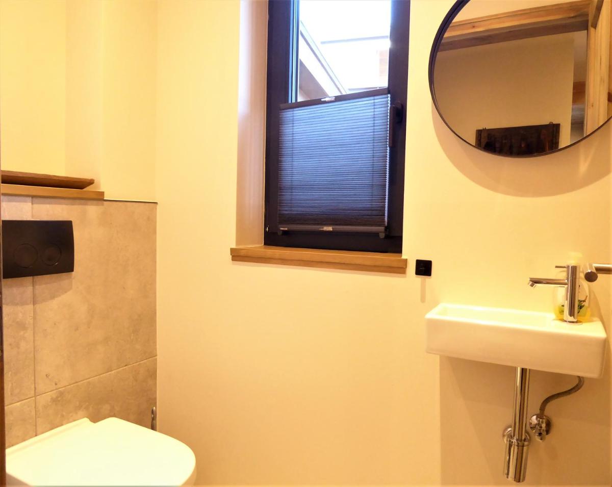 Chalet Pearl Winterberg Modern Wifi 6 Personen near Lift - Housity