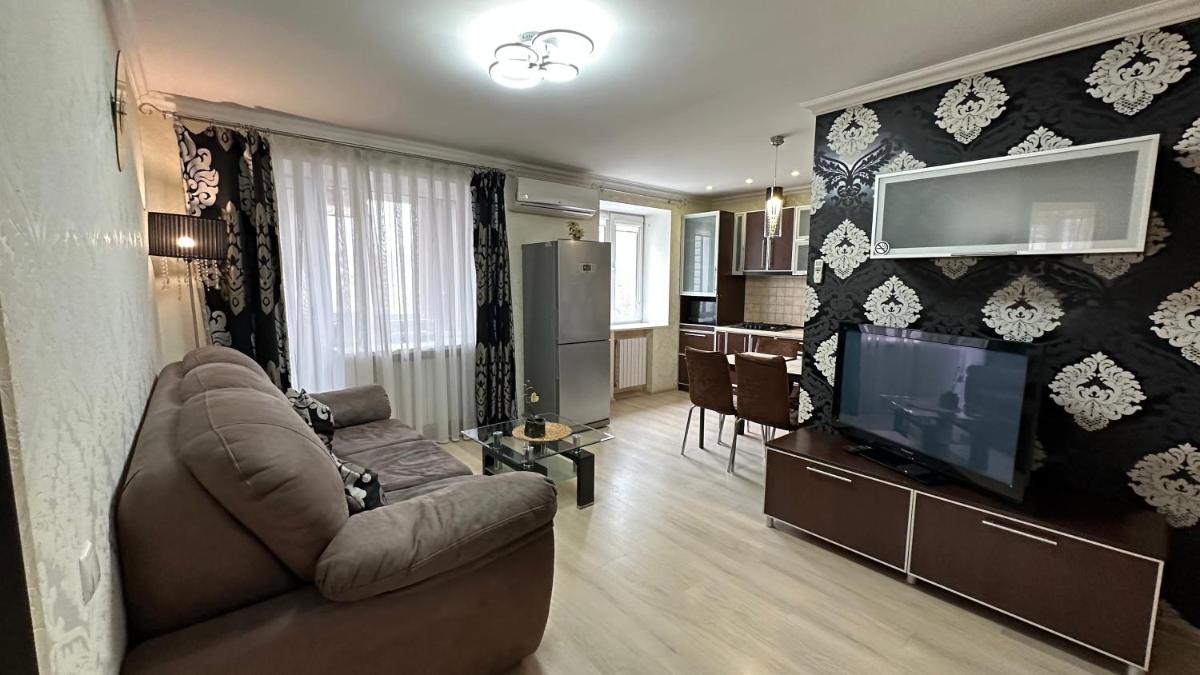 Suitetrails - 2 room Apartment on Gagarina 102