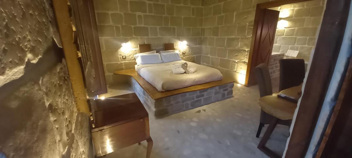 Pietre di Fiume - Housity