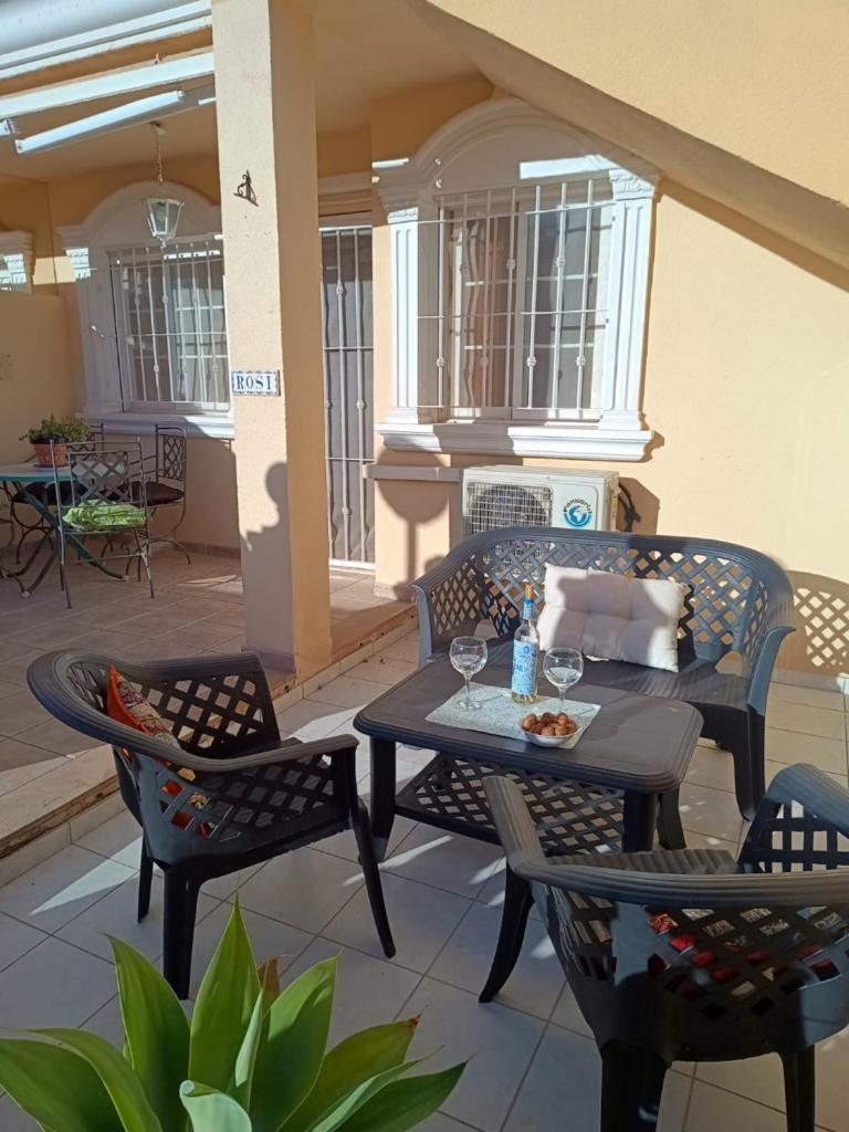 Suitetrails - Gran Alicante Bungalow in Beach Resort