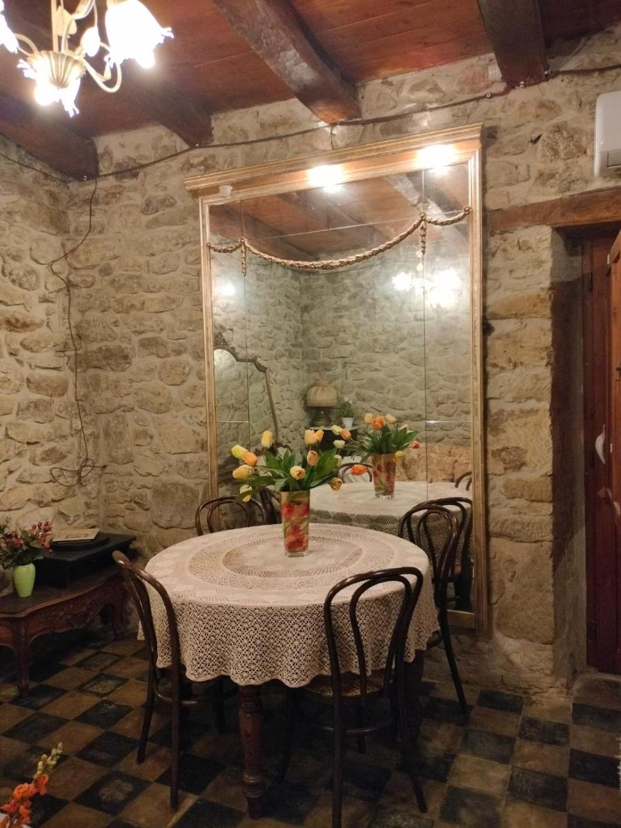 Casa di Pietra - Housity
