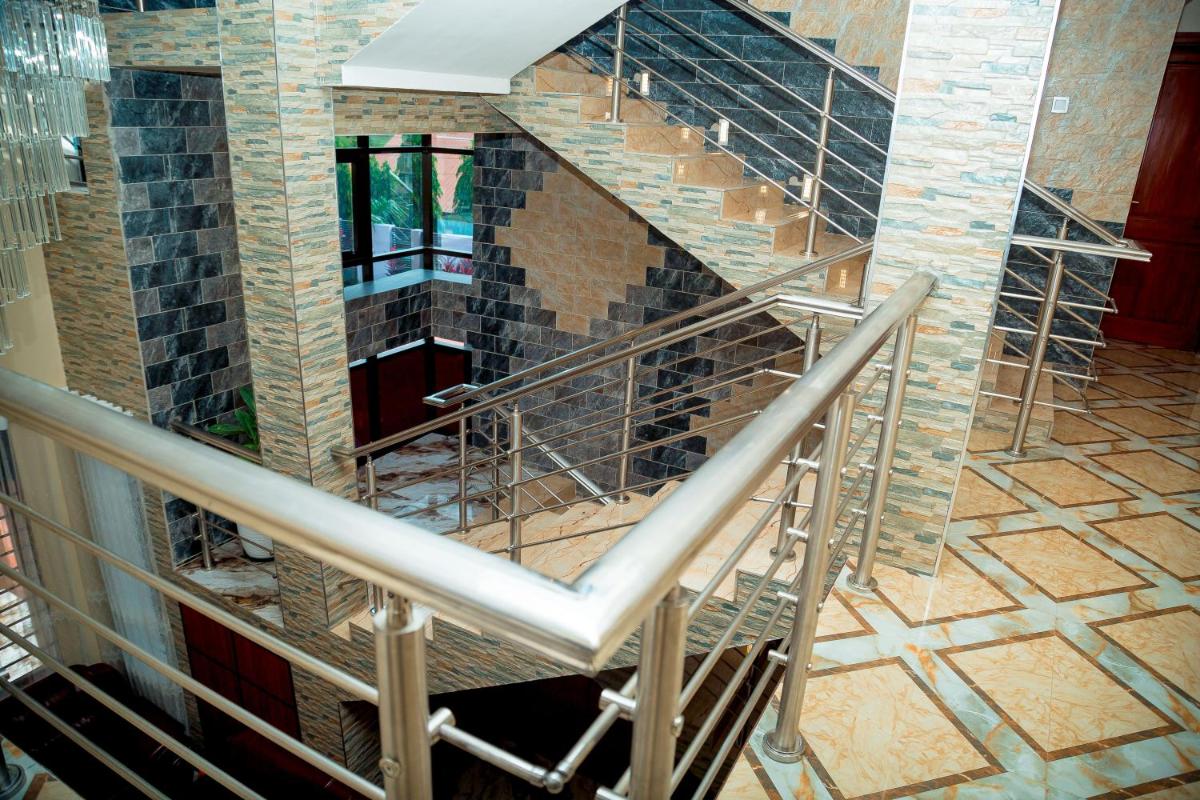 ANINY HOTEL - Housity