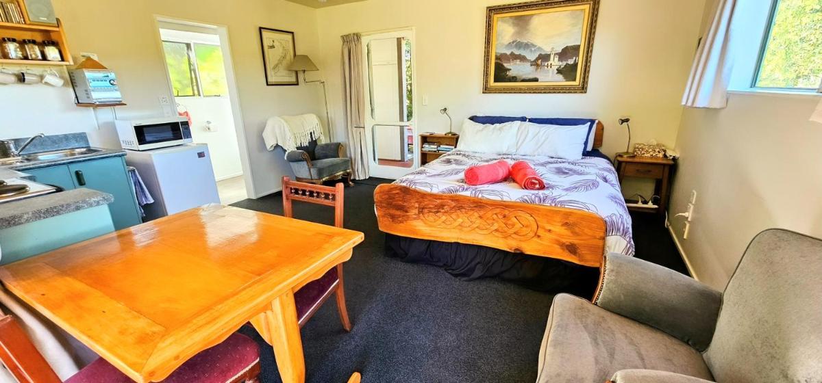 Waterwheel Cottage - Housity