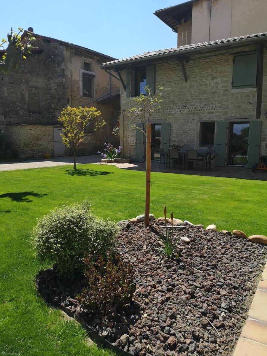 Gîte de caractère en pierre dans la Drôme 3 chambres - Housity