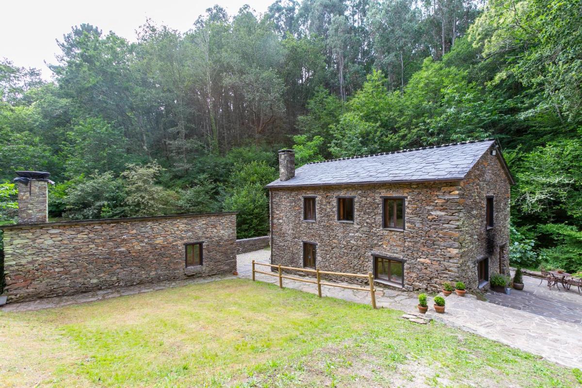 Casas del Molino - Muiños do Mainzoso Turismo Rural - Housity