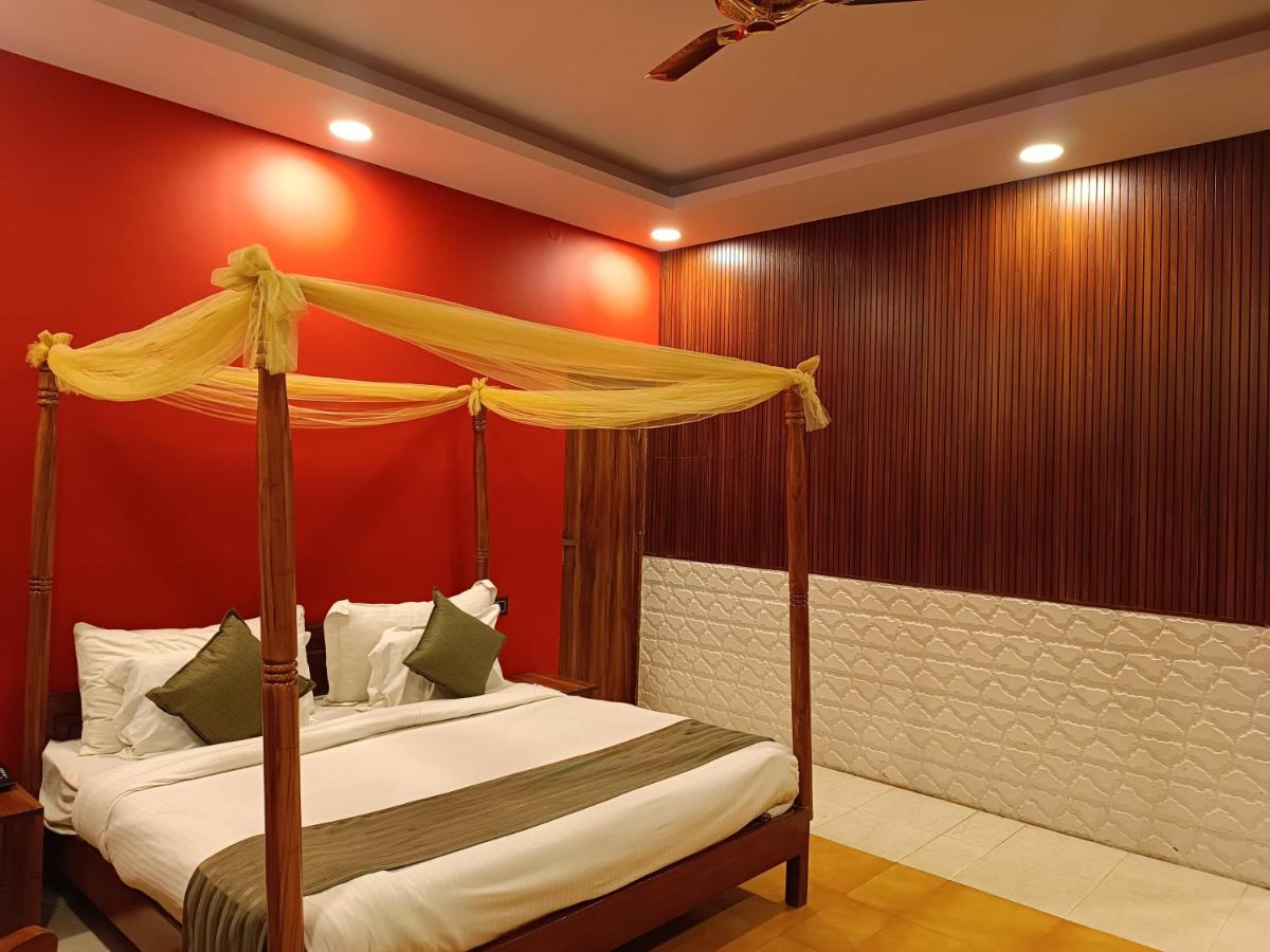 The Grand Aurra Resorts - Housity