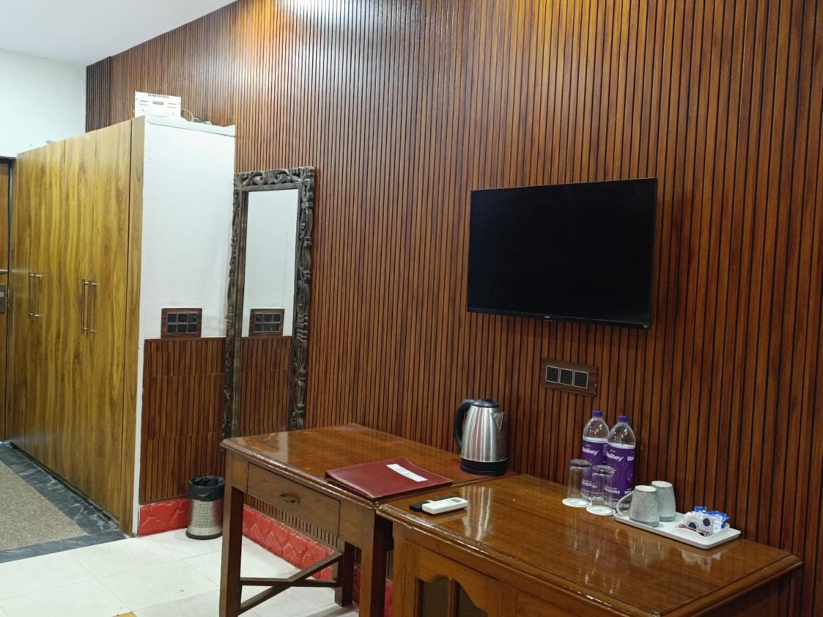 The Grand Aurra Resorts - Housity