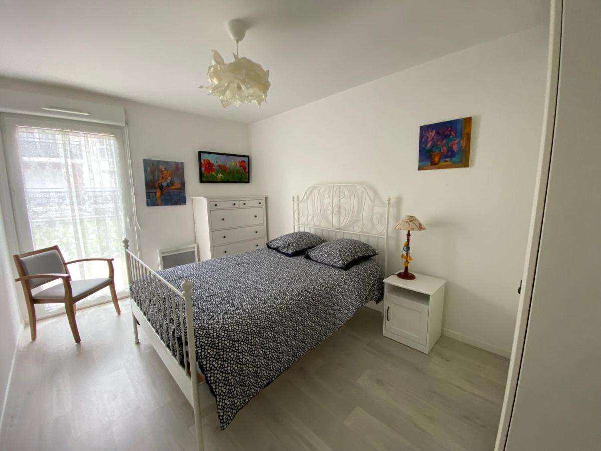 Superbe appartement avec jardin et parking proche Paris, Disney, aéroport CDG, parc des expositions de Villepinte et sites olympiques - Housity