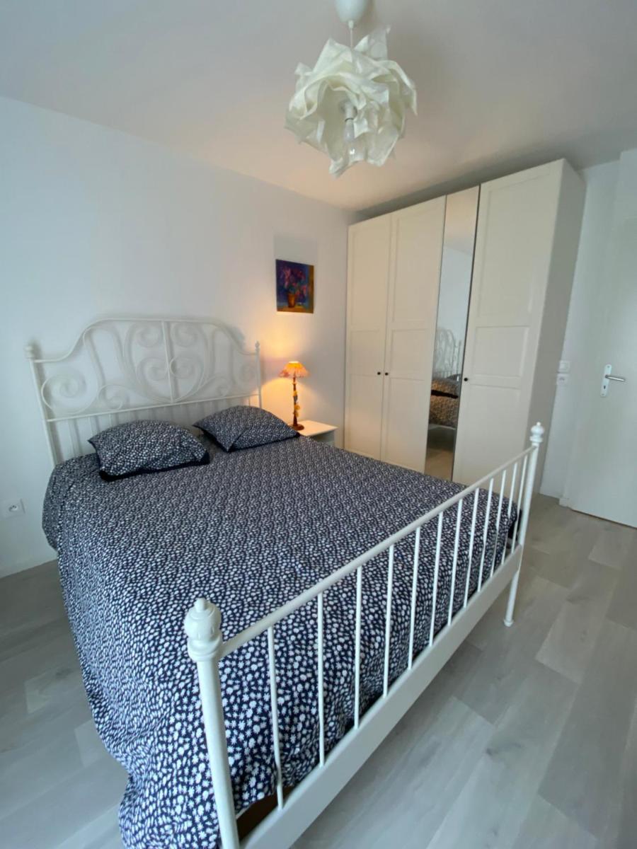 Superbe appartement avec jardin et parking proche Paris, Disney, aéroport CDG, parc des expositions de Villepinte et sites olympiques - Housity