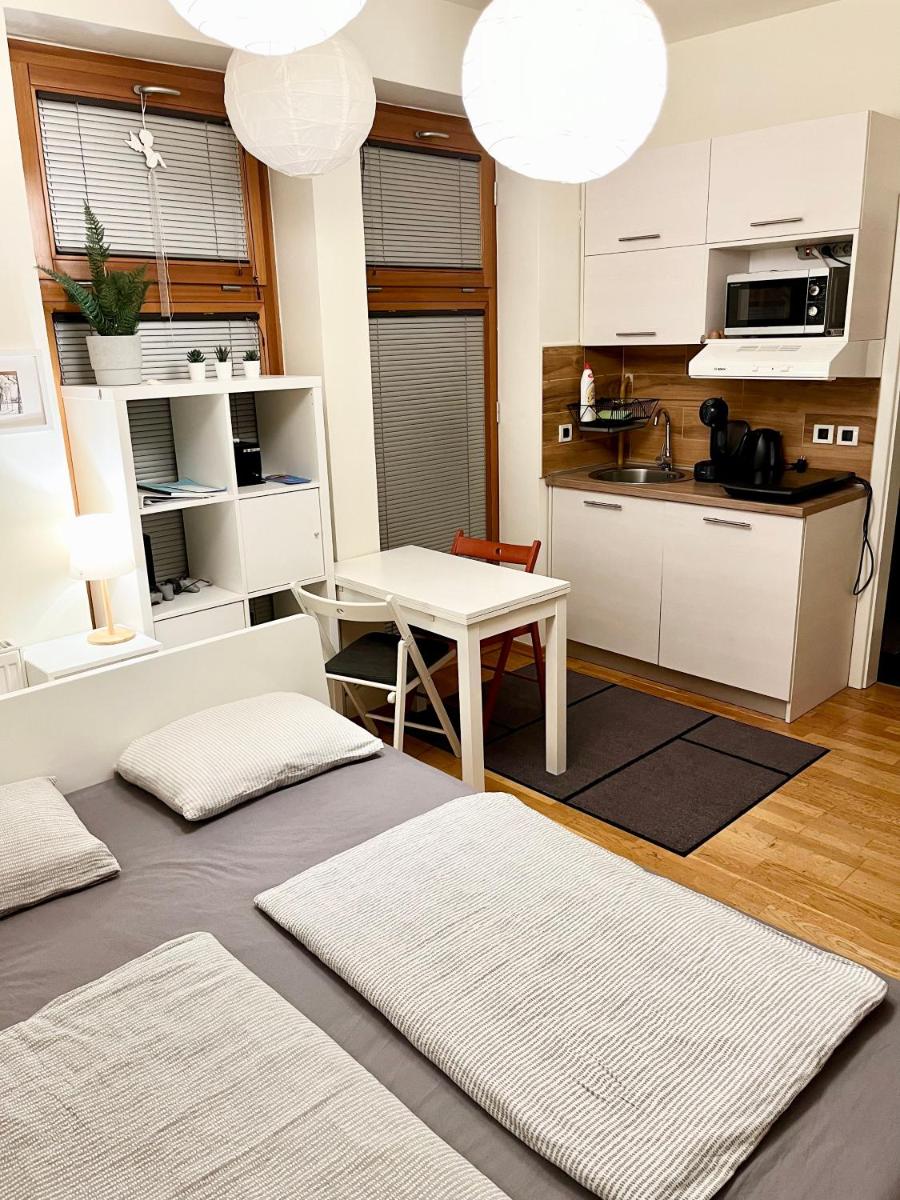 Mini Studio - Housity