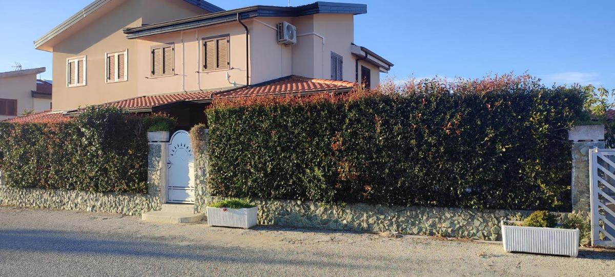 Villetta AURORA Villaggio PORTO ADA a 2 passi dal mare - Housity