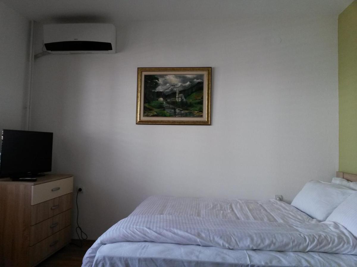 Garden Vila - Housity