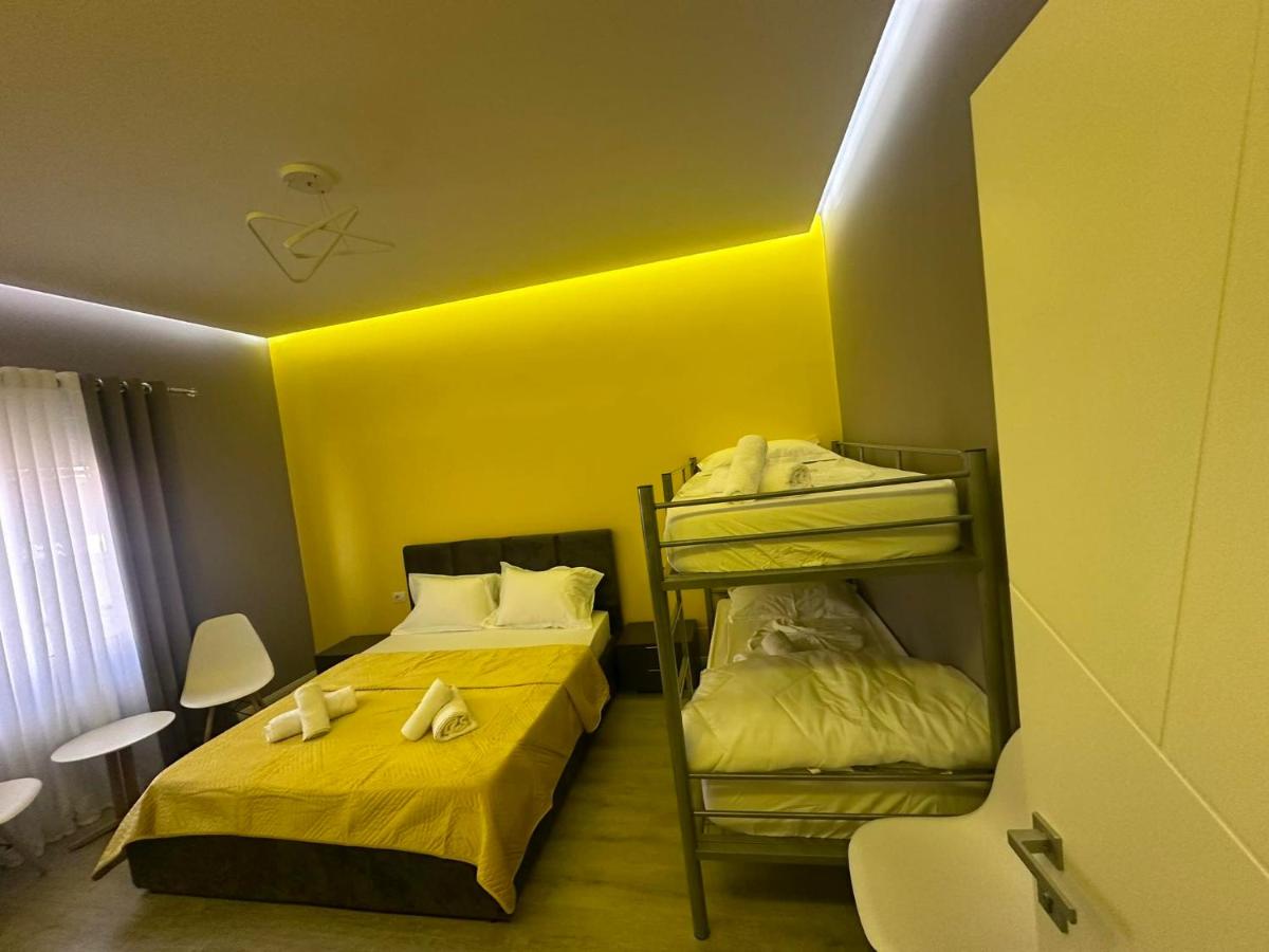 Algen Room's - Housity