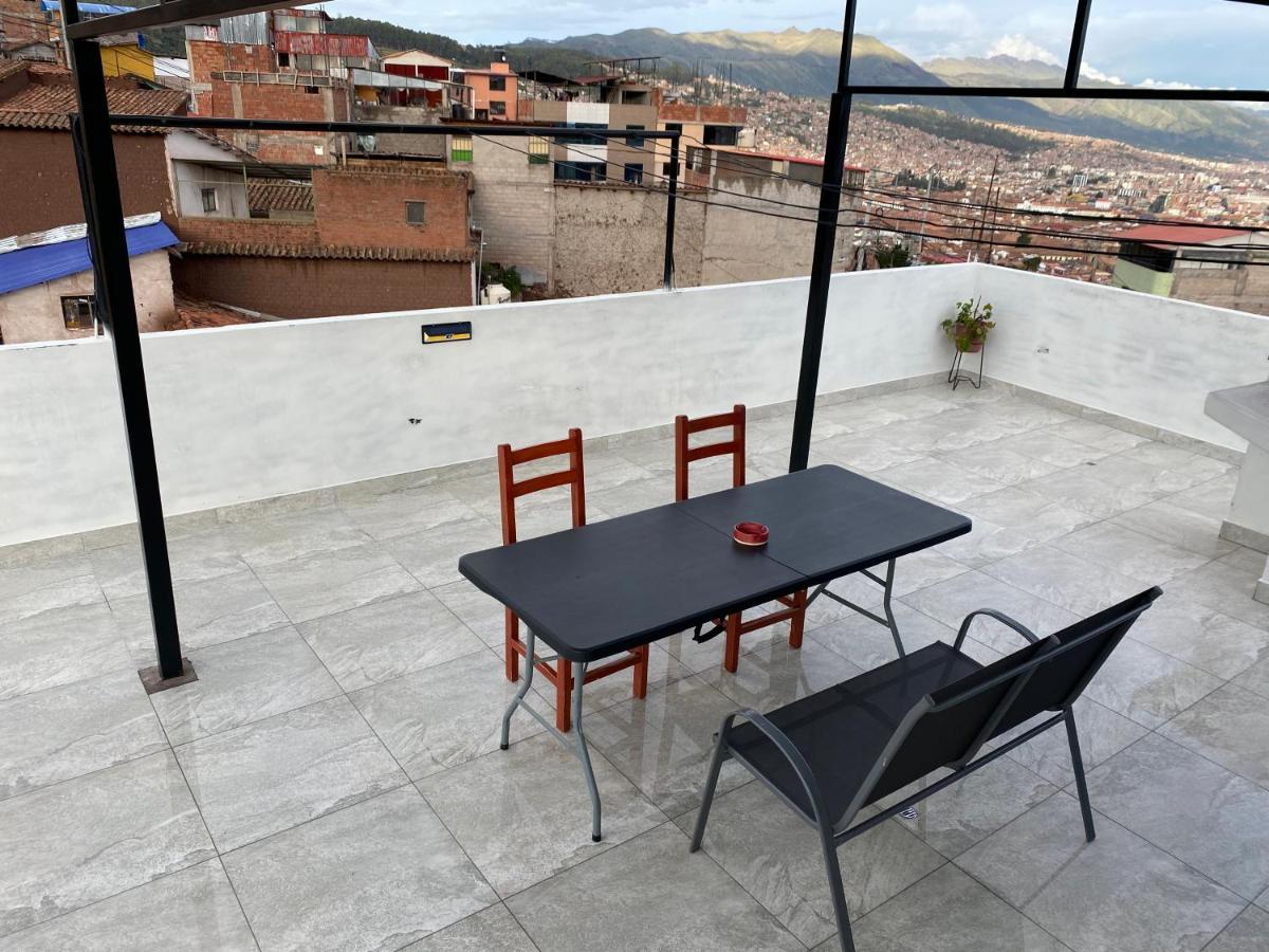 Adriano's Deluxe Apartments 1 - Housity