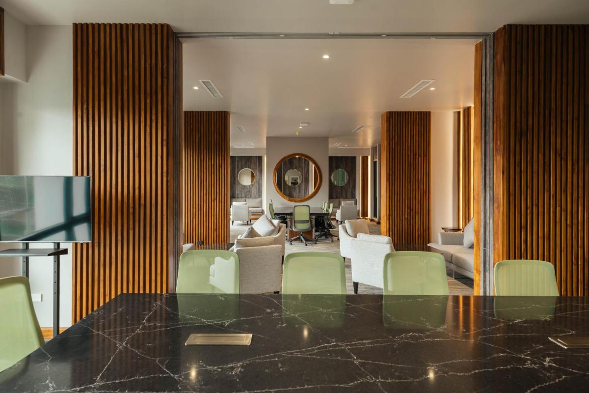 Suitetrails - SN Residences