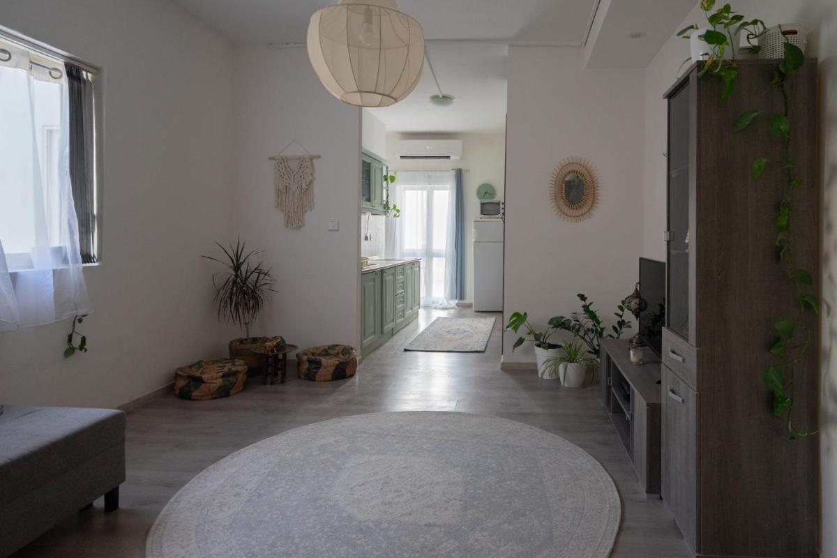 Penthouse by the sea - Housity