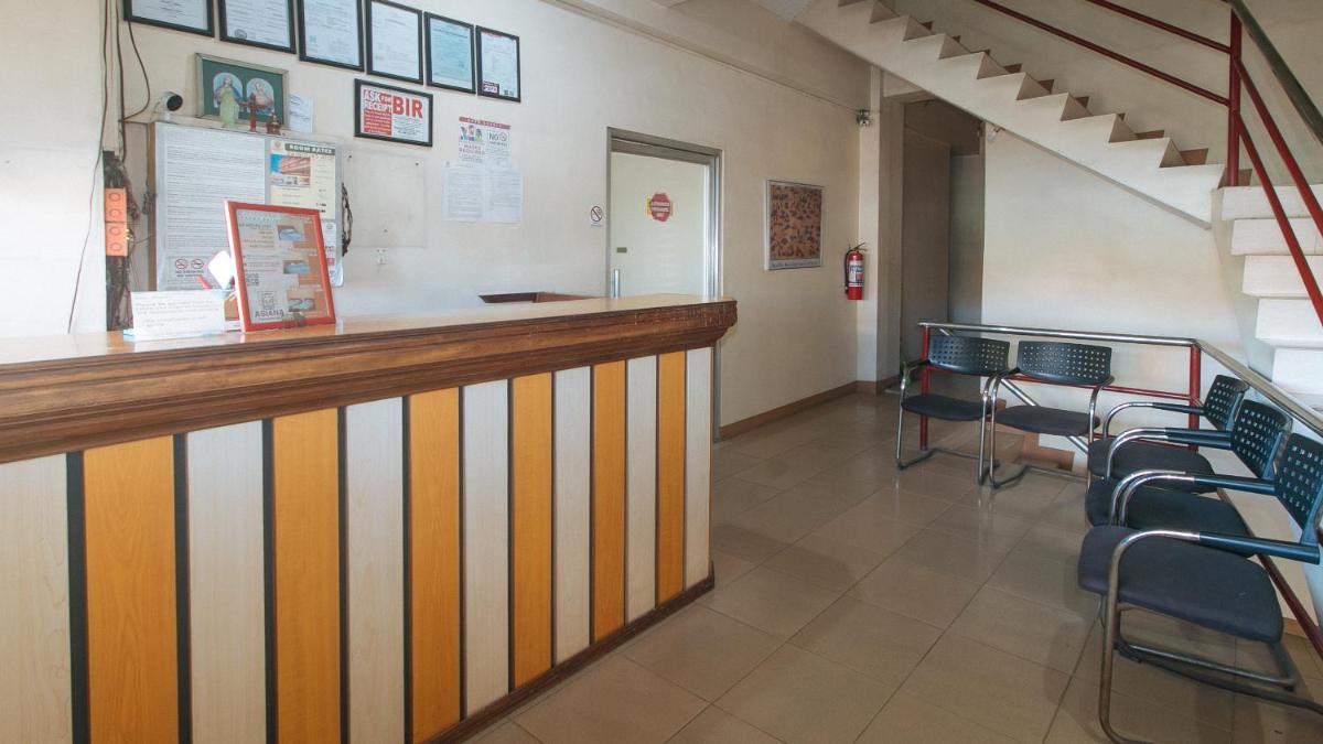 Suitetrails - RedDoorz @ Asiana Pension Inn Mandaue City