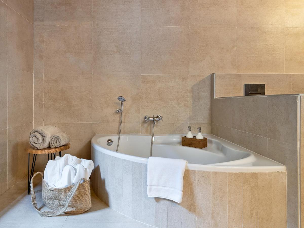 Un baño de Finca Ratxo Hotel, member of Melia Collection