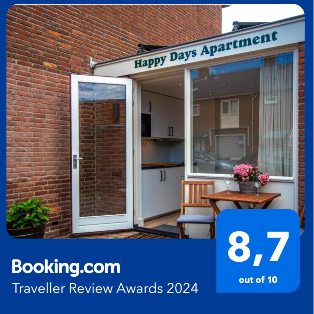 Happy Days Apartment - Luxurious - Free parking on own property - Housity
