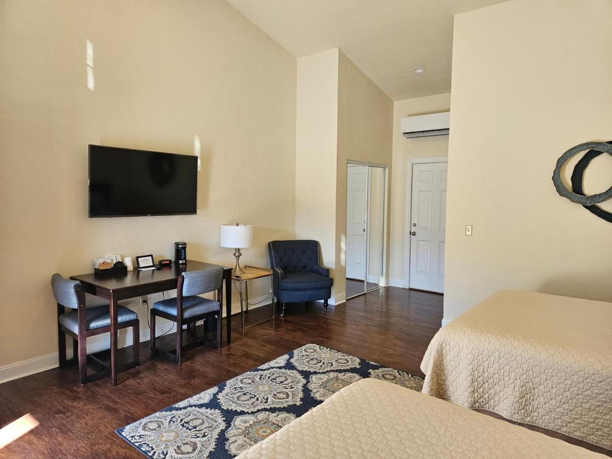 Sunset Cottage Motel - Housity