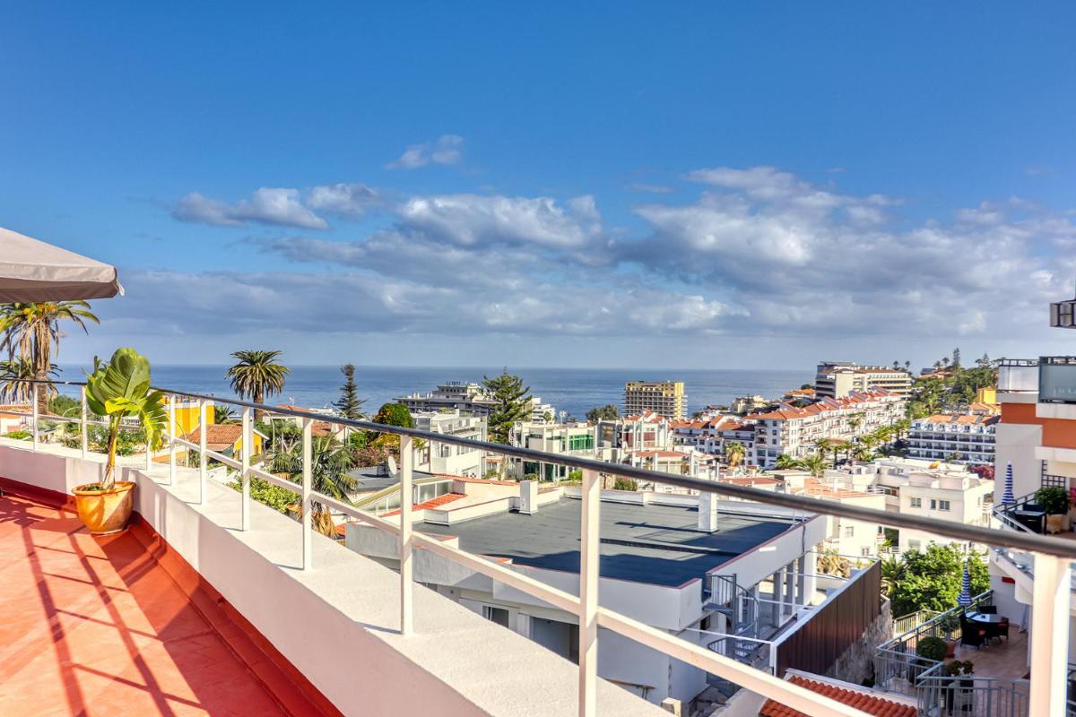 Spacious Penthouse with King-size bed, Huge terrace, Ocean & Teide view - Housity