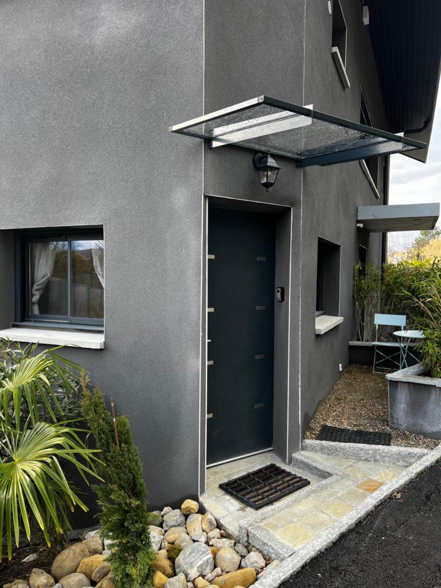 Superbe appartement entre lac et montagne. - Housity