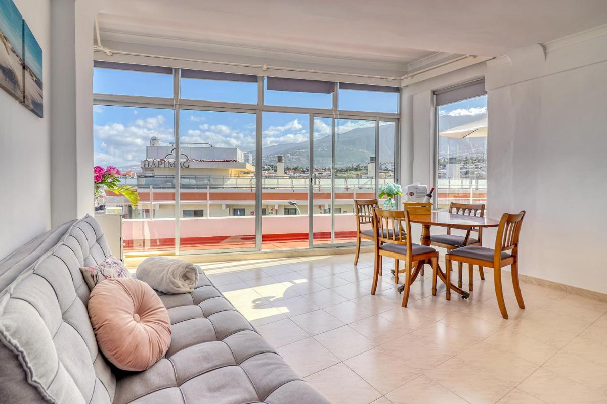 Spacious Penthouse with King-size bed, Huge terrace, Ocean & Teide view - Housity