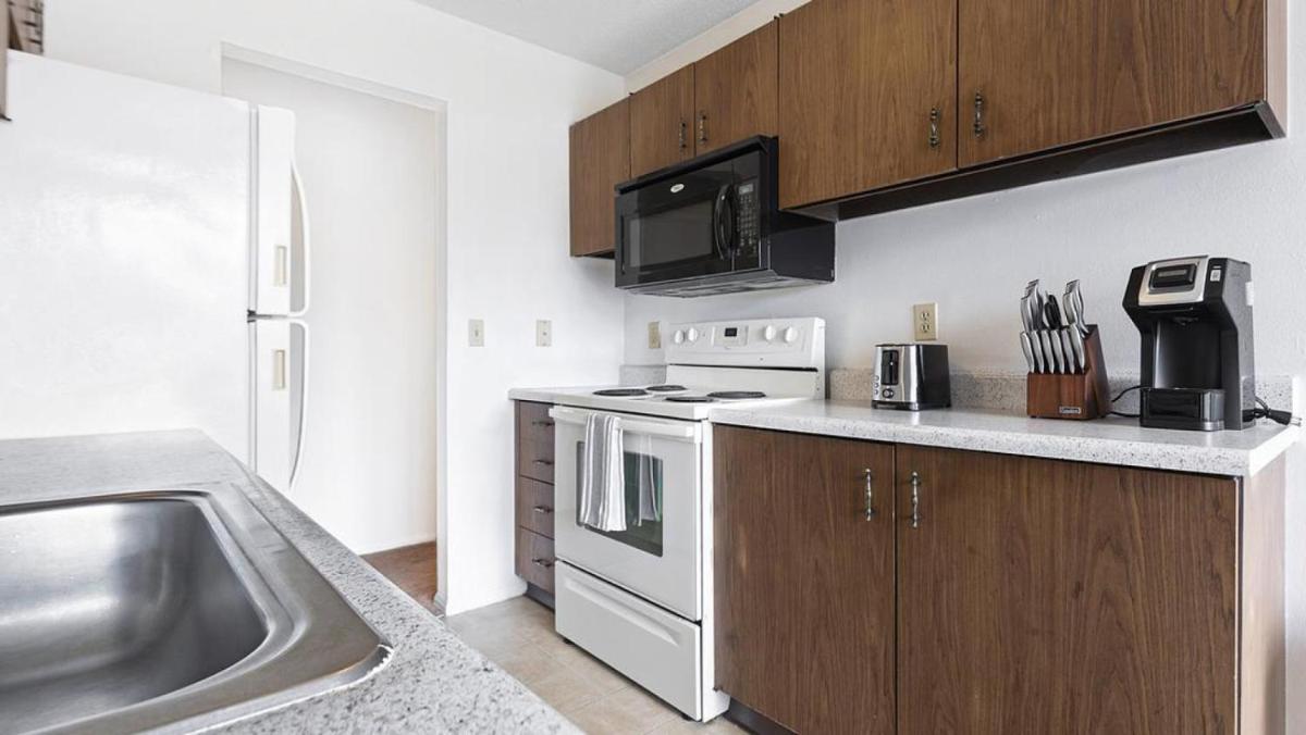 Landing - Modern Apartment with Amazing Amenities (ID9305X02) - Housity