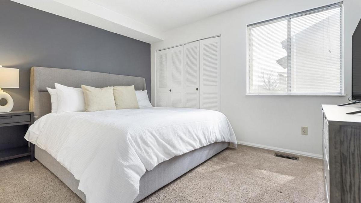Landing - Modern Apartment with Amazing Amenities (ID9305X02) - Housity