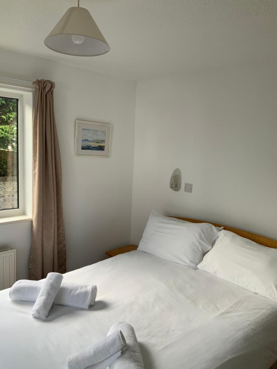 St Merryn - Housity