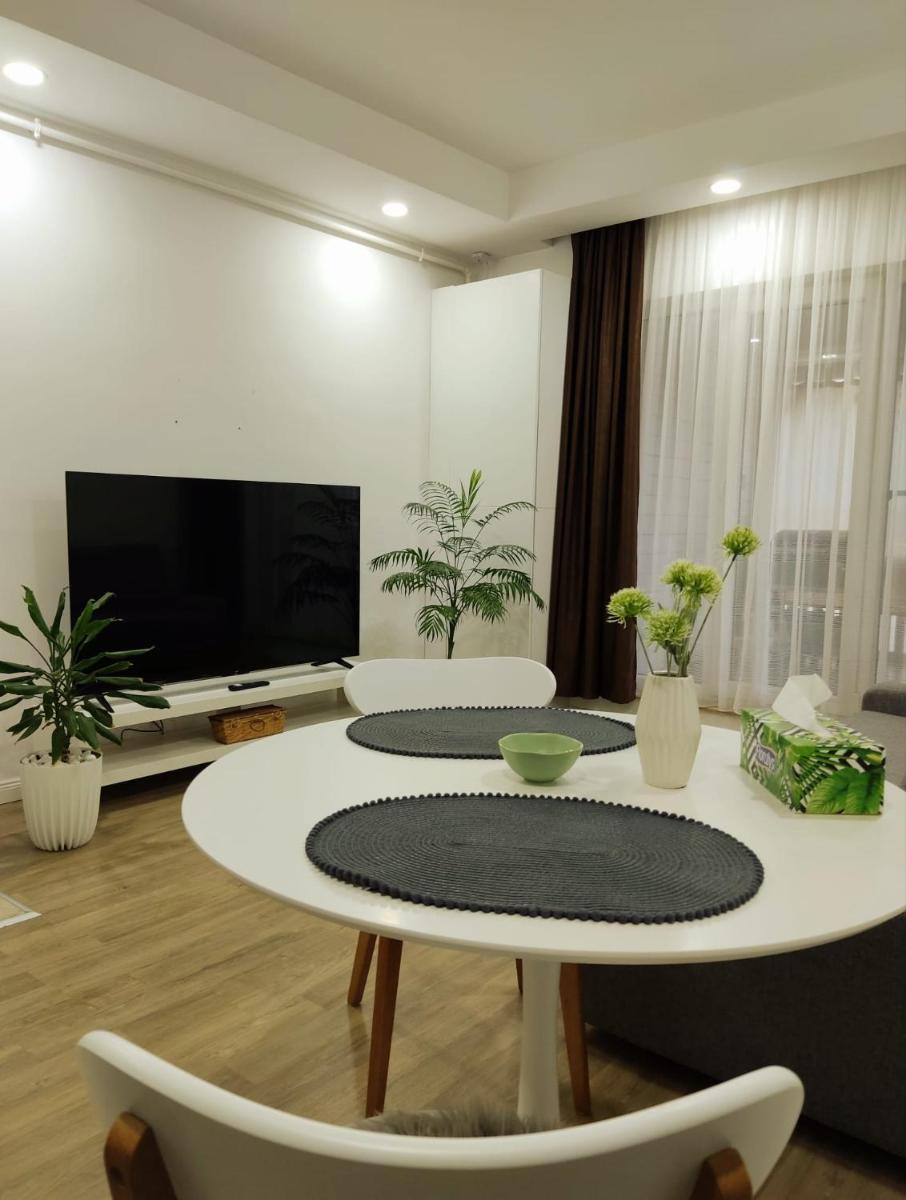 Antonia's Cozy Studio - Housity
