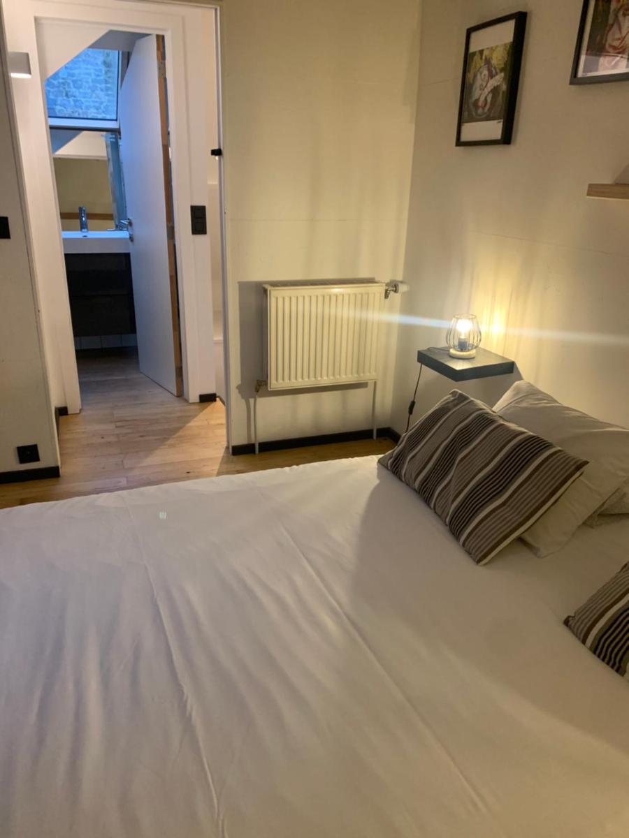 Froissart Studio - Housity