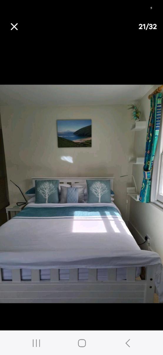Suitetrails - Homestay, Upmarket, Wimbledon & Southfields; beside tube; (20 mins to centre) walk to Tennis :