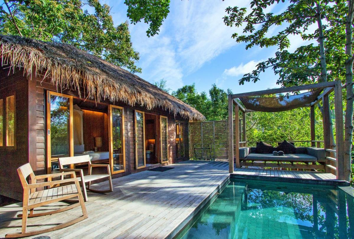 Haadtien Beach Resort - Housity