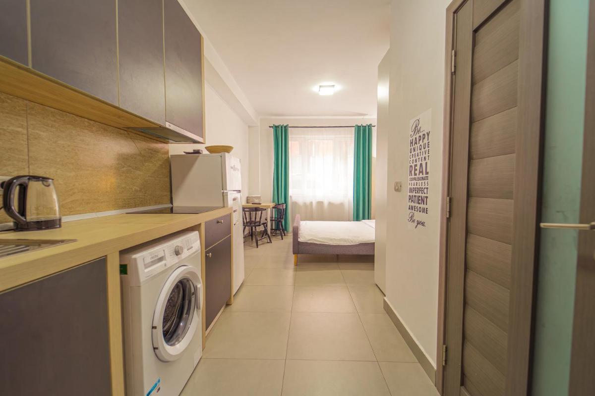 Hera's Modern Home - Housity
